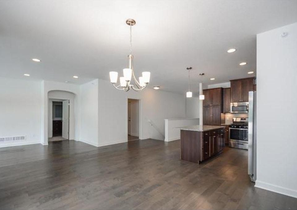 1st image of 647 Cope Ave