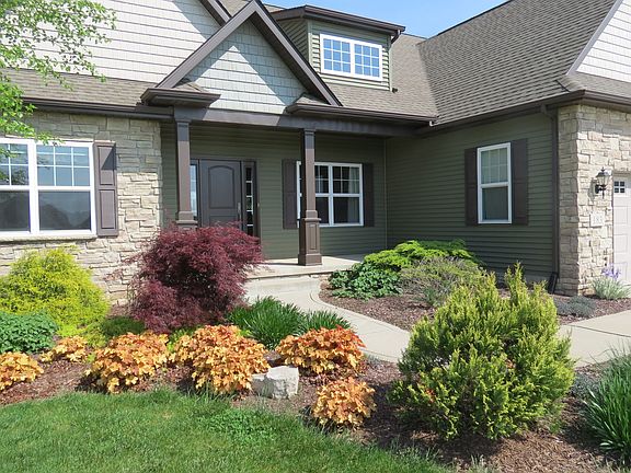 2nd image of 183 Appaloosa Ln