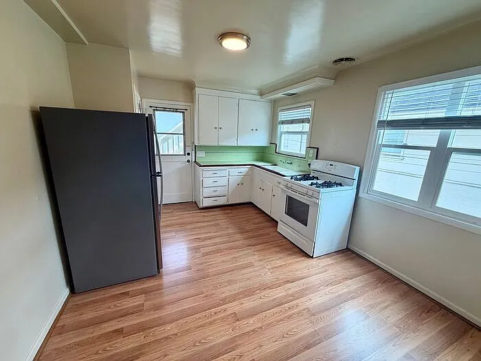 261 Larkin St #269 — Photo 16