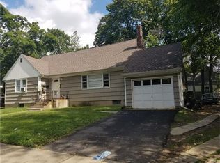 96 Fairview Ave, Spring Valley, NY 10977