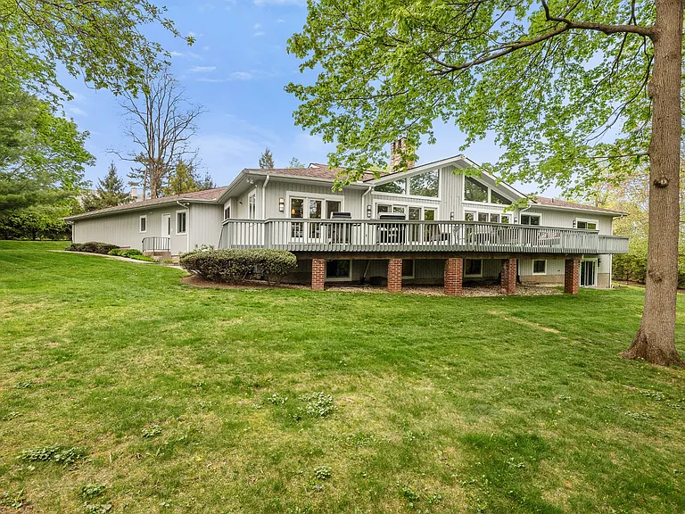 4 Mohican Trl — Photo 32