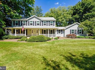 18800 Luray Ct, Olney, MD 20832