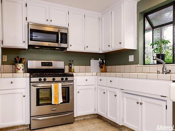 2nd image of 4210 Brisbane Cir