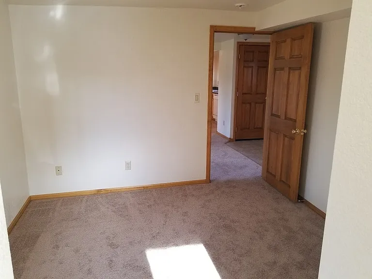 3178 W Pikes Peak Ave — Photo 6