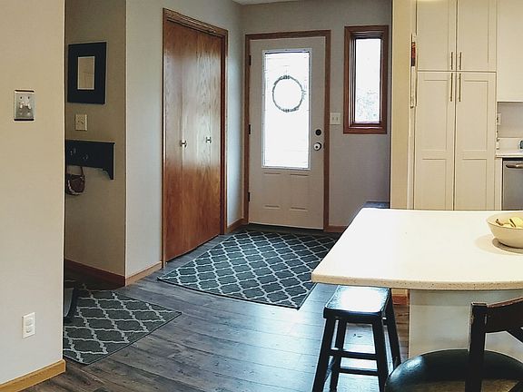 Spacious entry with large closet