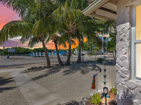 1280 Harbor Dr, Marathon, FL 33050