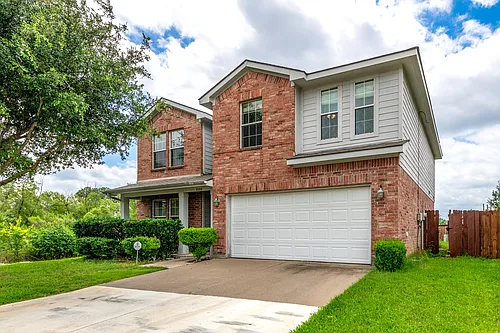4344 Silverwood Trl Photo 1