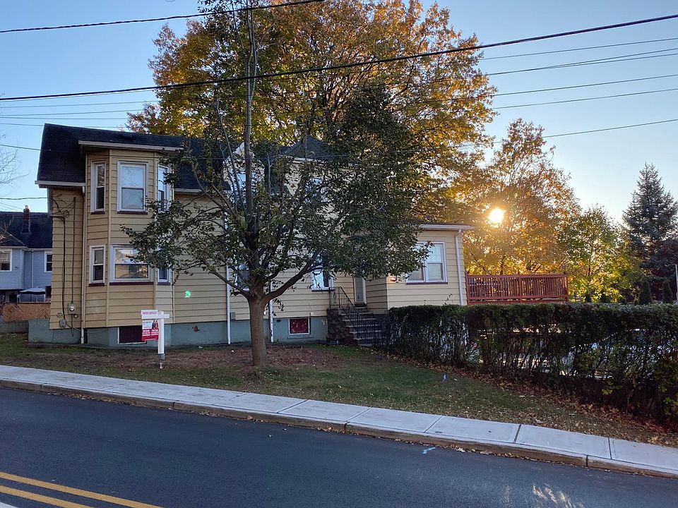 2nd image of 117 Hackensack Ave #1