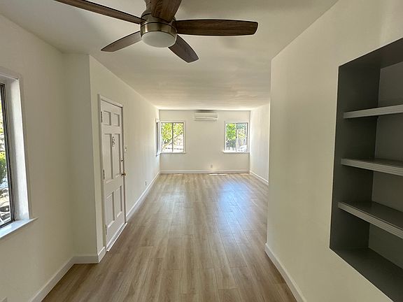 5th image of 4450 Maplewood Ave #4450