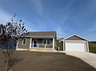 252 Willowside Dr, Shelby, MI 49455