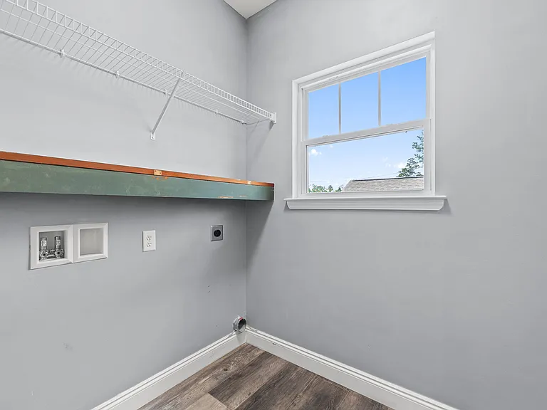 5423 Debi Rd — Photo 30