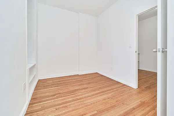 Rented by Living New York | media 12