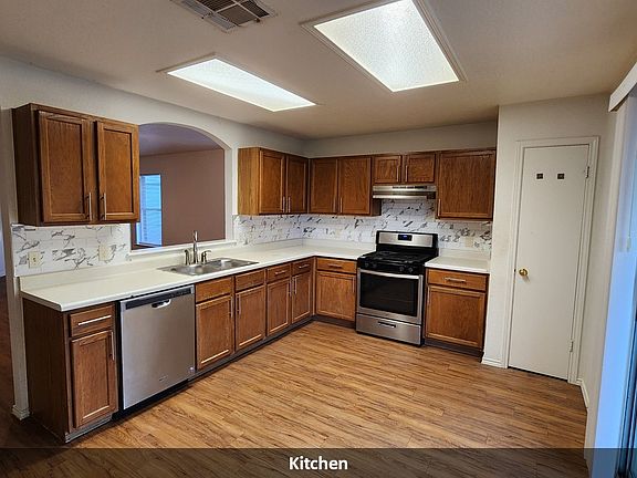 3rd image of 17204 Ardisia Dr