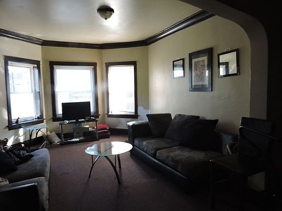 4th image of 11236 S Vernon Ave #2