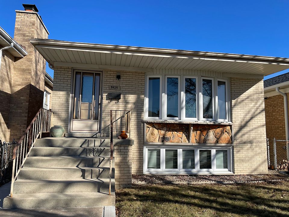 1st image of 3925 N Plainfield Ave