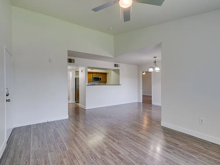6650 W Warm Springs Rd #2118-16 — Photo 3