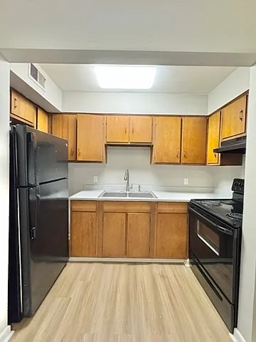 510 Holladay Dr #202 Photo 1