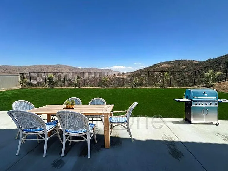 26170 Gentry Ave — Photo 27