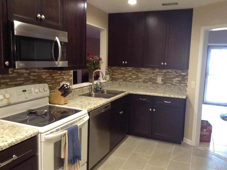 2nd image of 7648 Northpointe Dr
