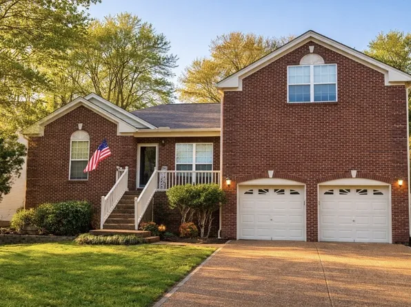 1973 Dunedin Dr, Old Hickory, TN 37138