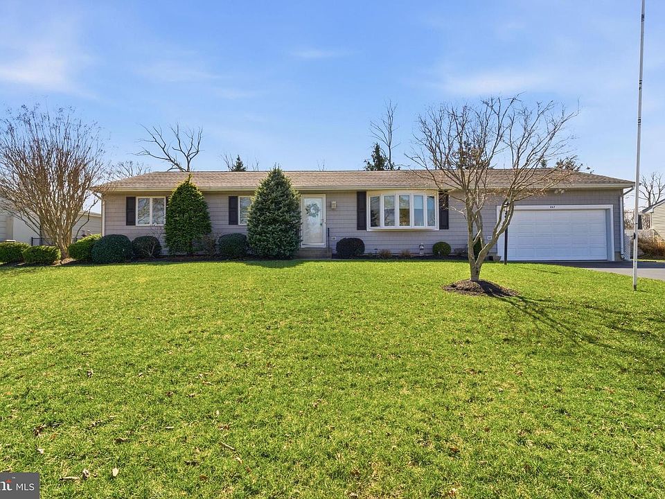 1st image of 867 Derry Dr
