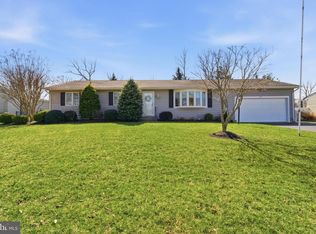 867 Derry Dr, Toms River, NJ 08753