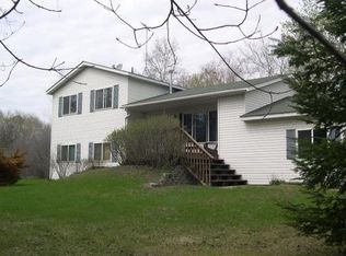 9507 205th Ave NE, Wyoming, MN 55092