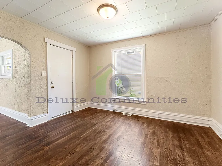 904 Park St SW — Photo 11