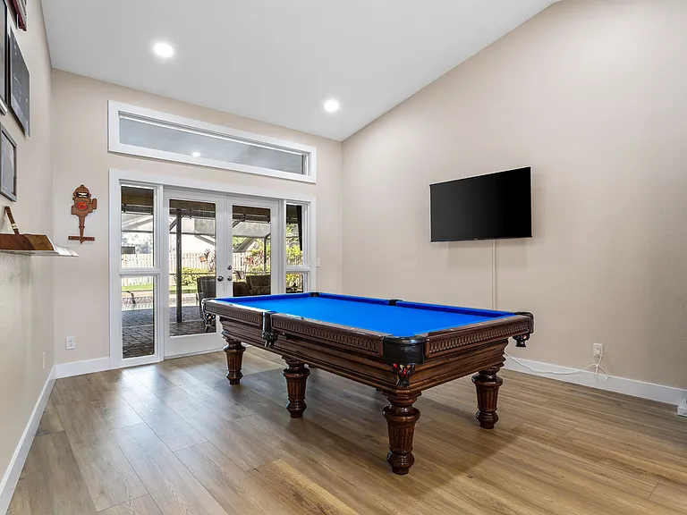 2757 Country Woods Ln — Photo 4