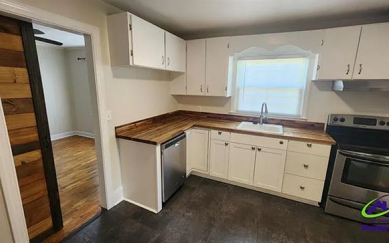 1211 Sunset Ave — Photo 17
