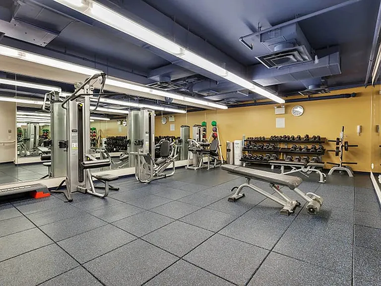 306 Gold St #10F — Photo 18