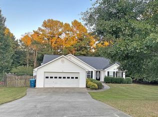 383 Glenmoor Pl, Winder, GA 30680
