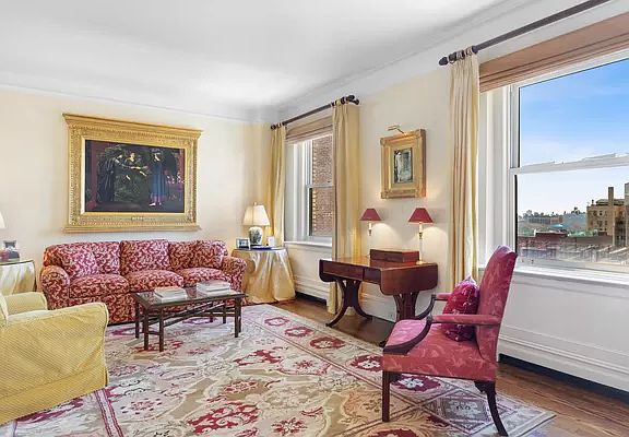 4th image of 1172 Park Ave #12D