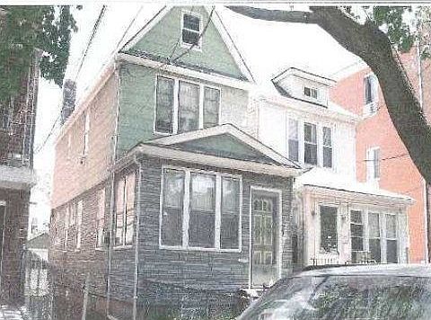 2nd image of 5513 Junction Blvd