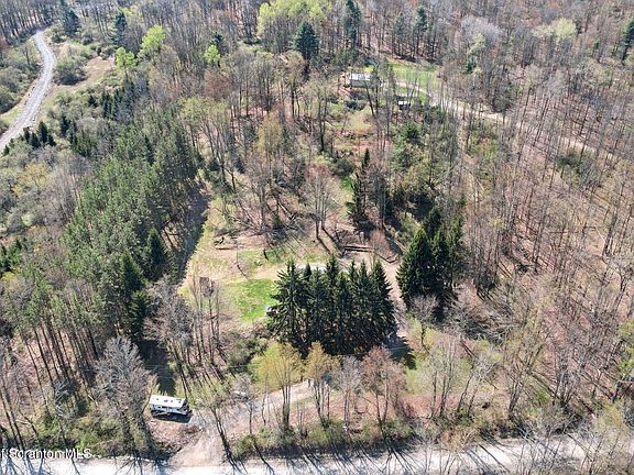 3rd image of 1396 Kane Rd