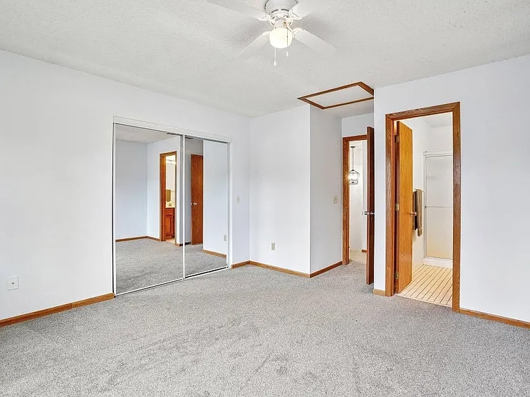 18669 Clear View Ct — Photo 20