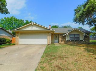 613 Cordova Cir, Denton, TX 76209