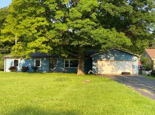 23618 N Valley Rd, Lake Zurich, IL 60047