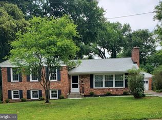 6158 Kellogg Dr, Mc Lean, VA 22101