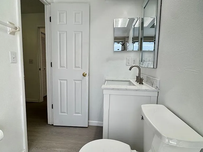 5368 Royal Palm Ave — Photo 15