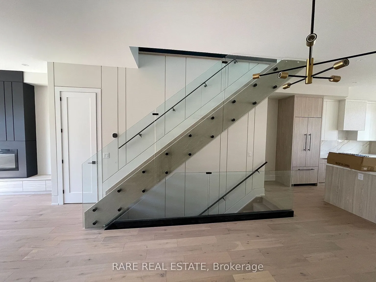 4 bed, $5,900 — Photo 3