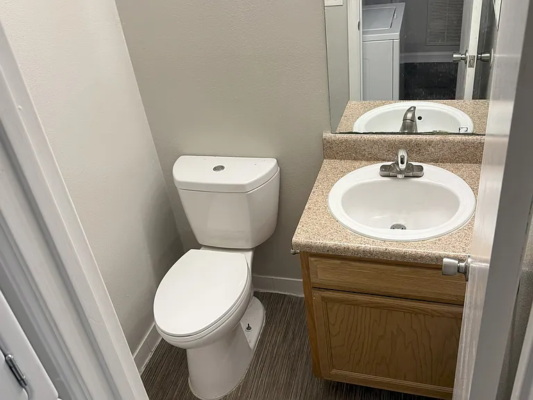 715 W Glenn Ave #60-B — Photo 10