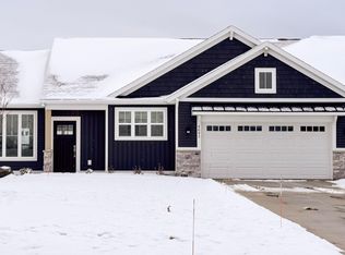 4641 Graystone Rd, Holland, MI 49423