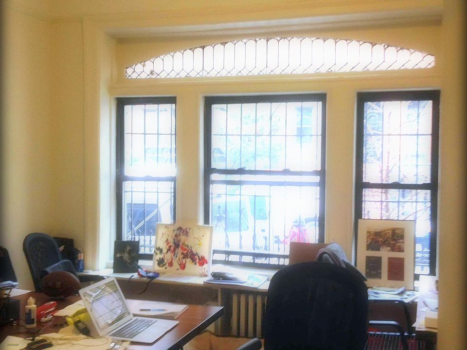 1st image of 142 E 27th St APT 1A