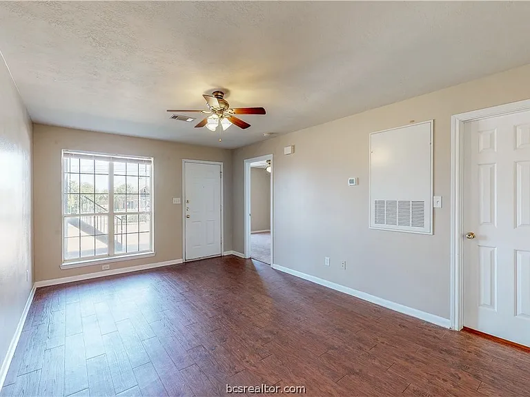 1509 Hollowhill Dr #A — Photo 9