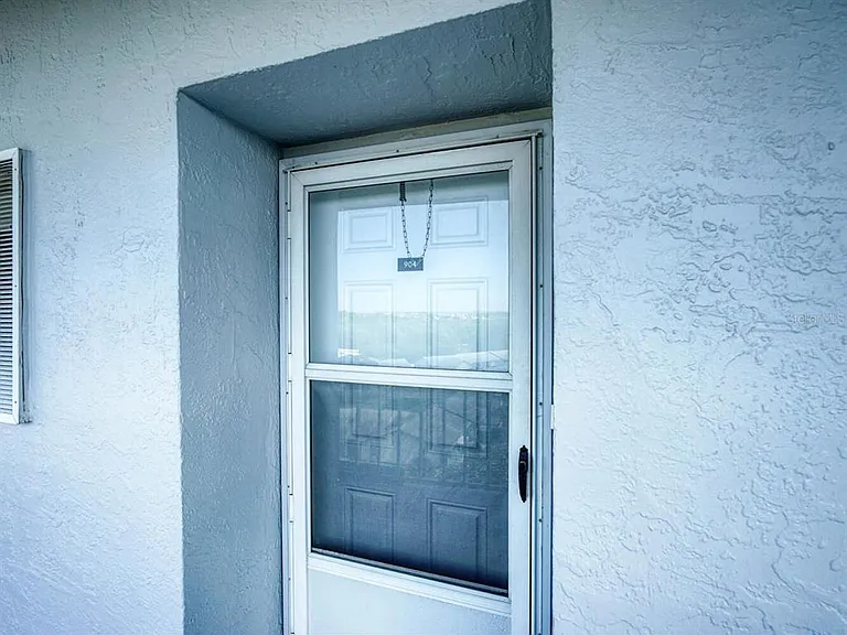 4939 Floramar Ter #904 — Photo 5