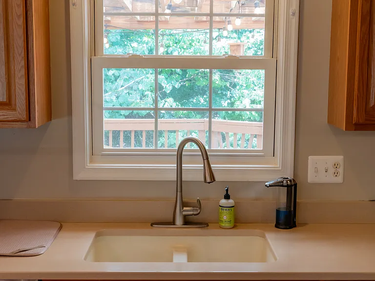 8401 Kennedy Dr — Photo 56
