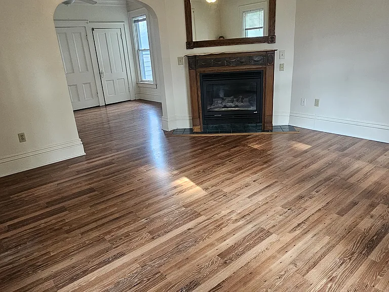 810 N Evans St #3 — Photo 3