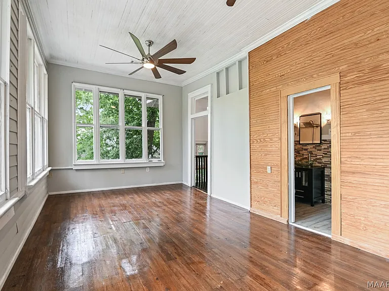 264 E Fairview Ave — Photo 31