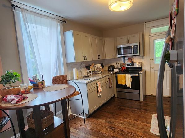 402 N George St #404-B